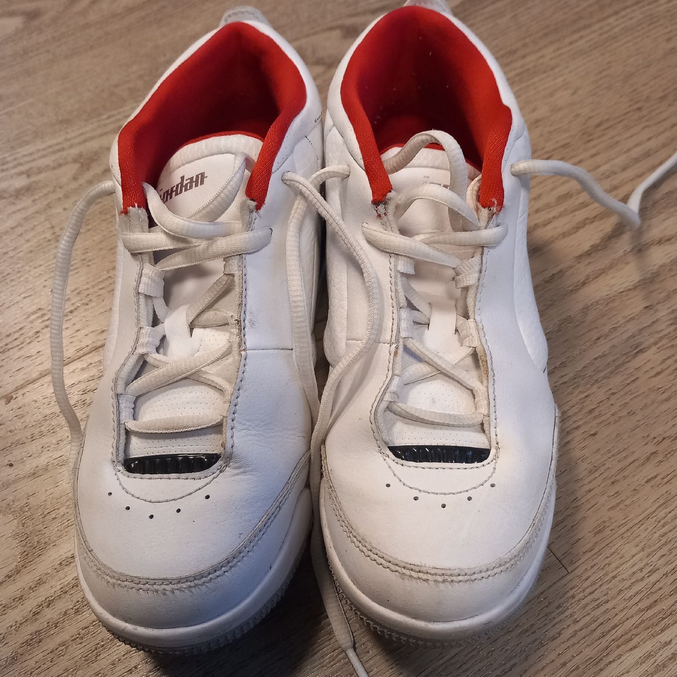 Jordan Scarpe per ragazzi: basket jordan taille 35 – Usato da Chavannes-de-Bogis venduto da senator635 1