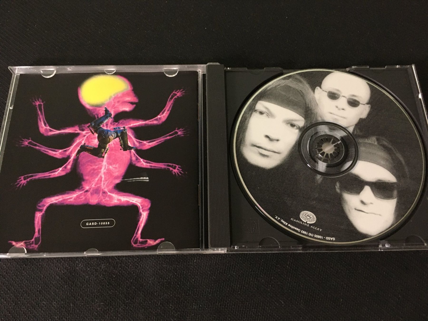 CDs: Sativa Luvbox - Beloved Satellite -CD- – Gebraucht aus St.Gallen von MedienJoe 1
