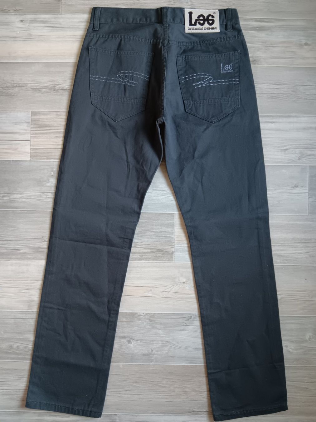 Lee Jeans: LEE Jeans "special standard" taille / Grosse 30 – Usato da Cossonay-ville venduto da Super-Price-Quality 5