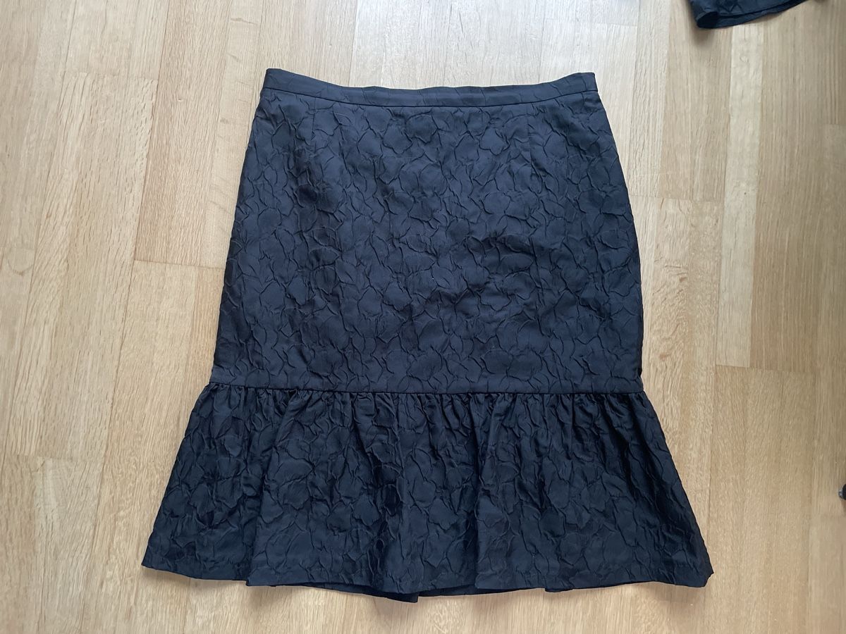 Costumi: Akris Deux-Piece Schwarz Grösse M – Usato da Schliern b. Köniz venduto da tezi 3