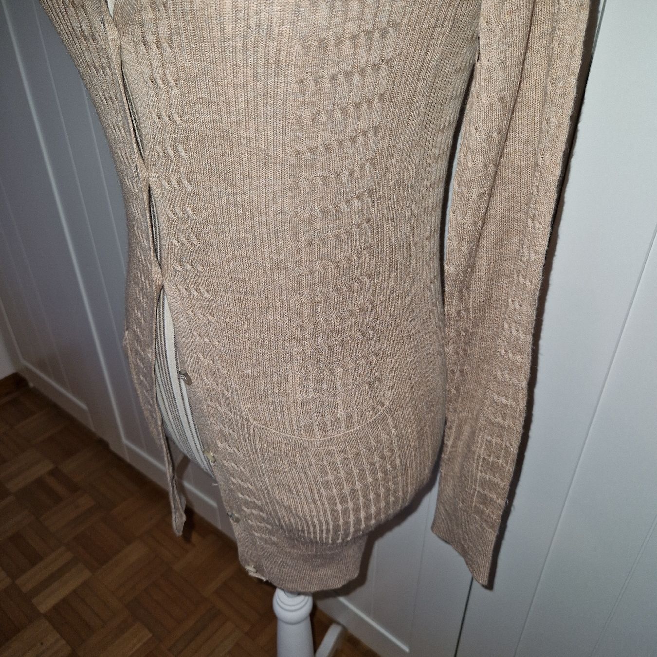 Mango Giacche: Damen Strickjacke Mango beige Grösse S neu – Nuovo (secondo la descrizione) da Weinfelden venduto da Vini05 1