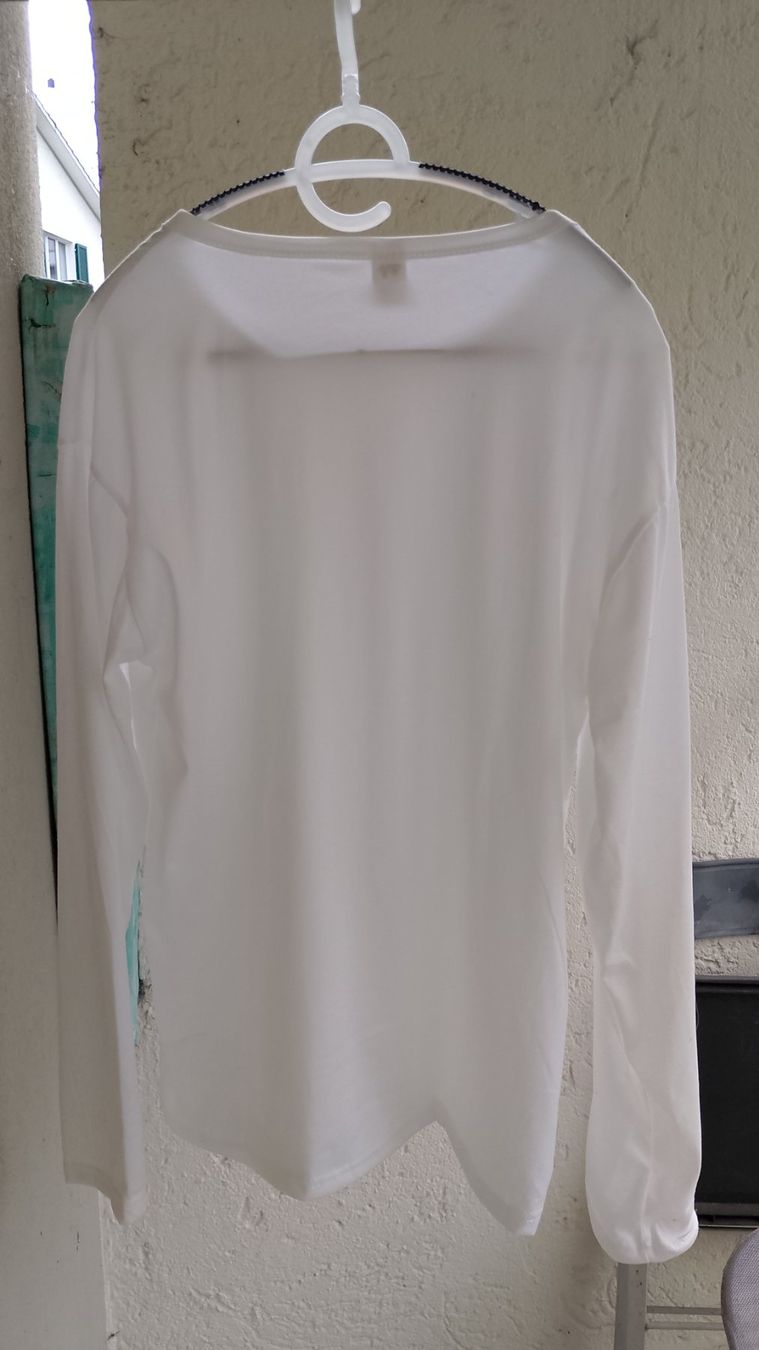 Tops: Haut Bust 108cm Neuwertig – Neu und originalverpackt aus Zürich von adast 1