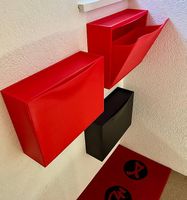 Fünf Schuhschränke