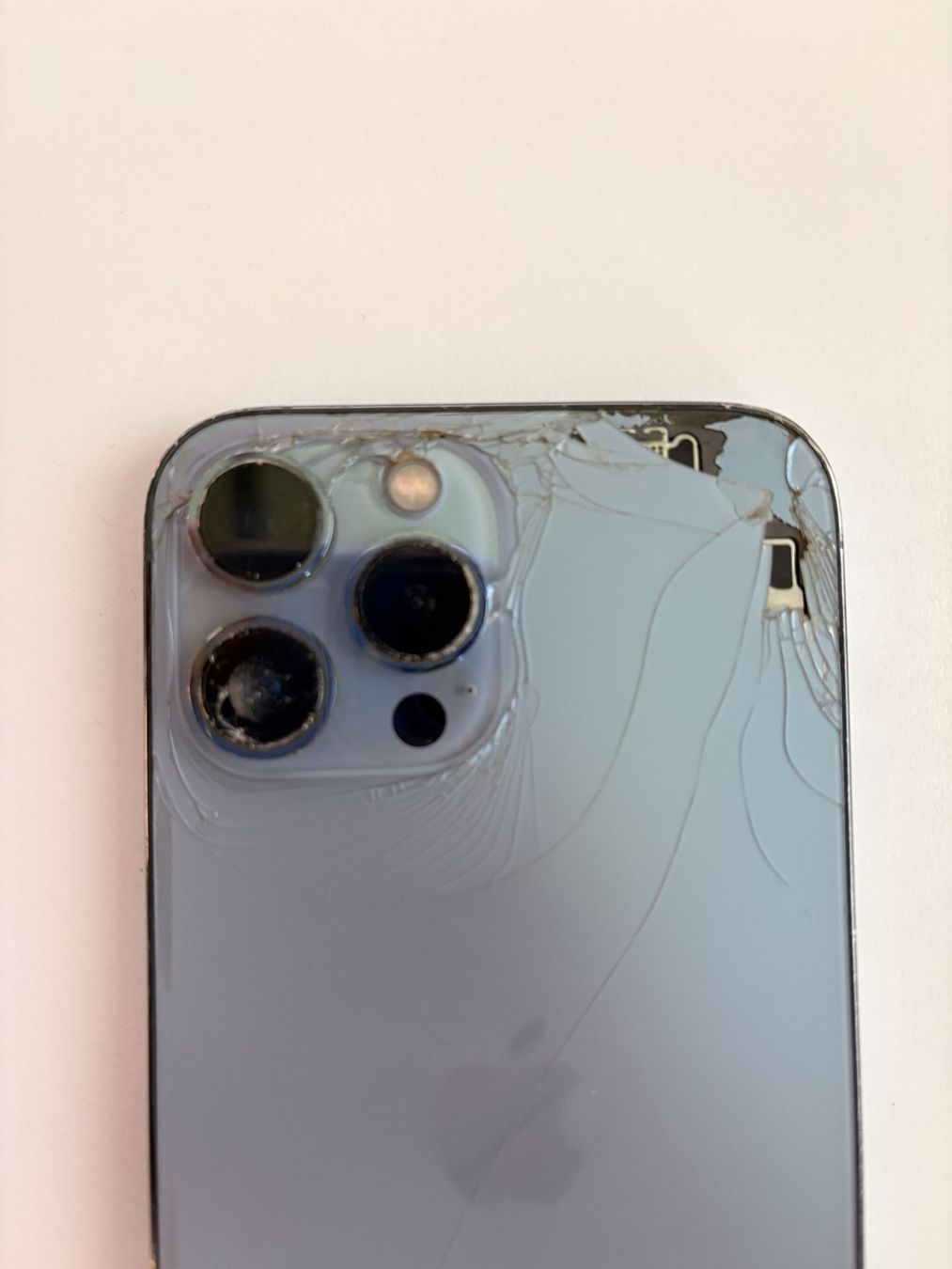 Apple Handys / Smartphones: Apple iPhone 13 Pro Max / 256 GB – Gebraucht aus Emmenbrücke von nel_x6ck 2