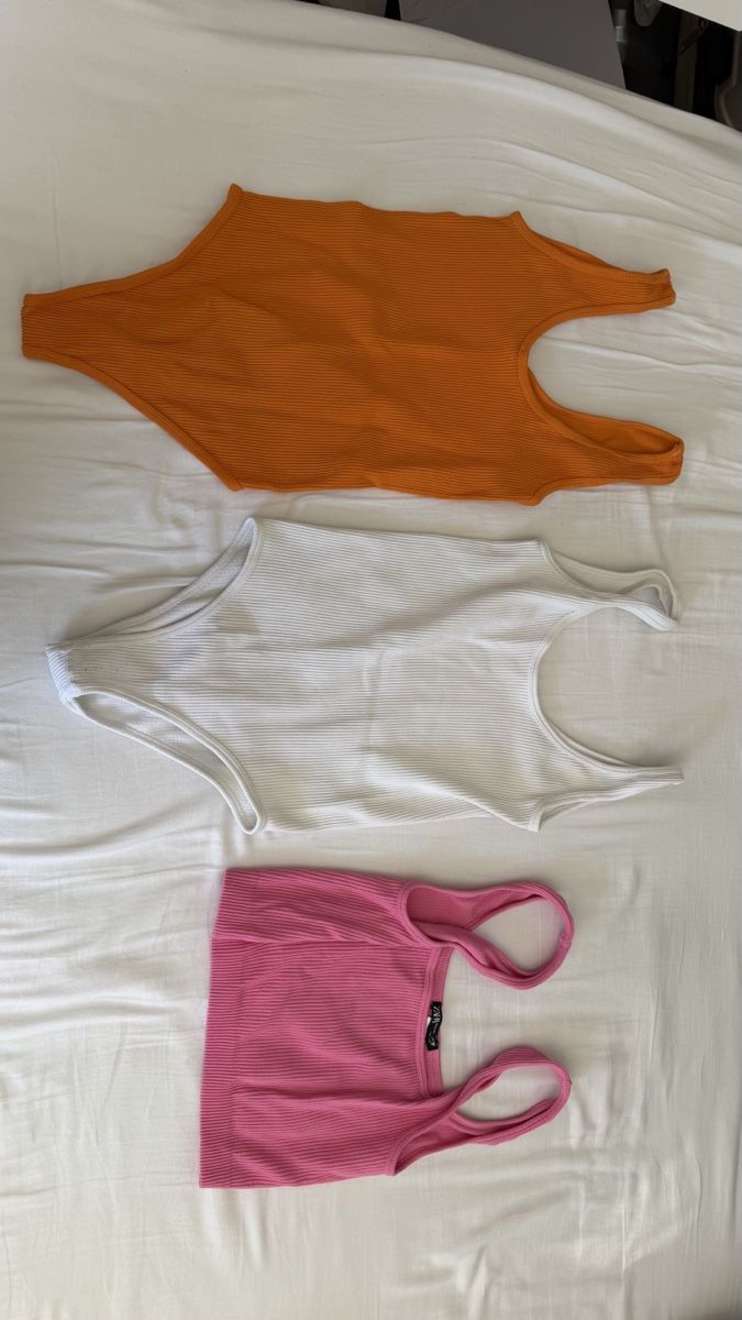 Zara Tops: Zara 6er Set Tops, Grösse XS/S – Gebraucht aus St. Gallen von Lxra145