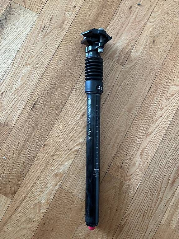 Pezzi di ricambio: Sattelstutz gefedert 27.2 mm Durchmesser, 36 cm lang – Usato da Zug venduto da LuciaC.