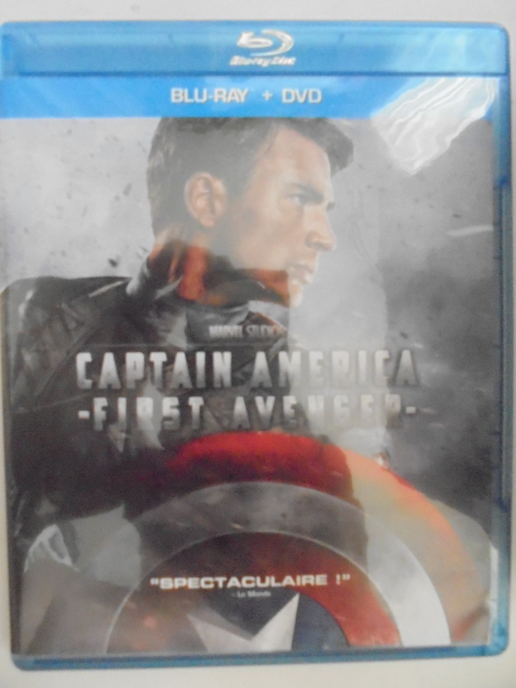 Tutti i DVDs: Captain America - first Avenger /F + E +I + D +es comme neuf – Usato da Crissier venduto da Promopost
