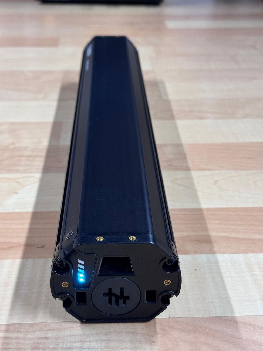 Bosch Akkus: Bosch PowerTube 750 Horizontal – Defekt aus Aristau von SwissVolts_Akkus 1