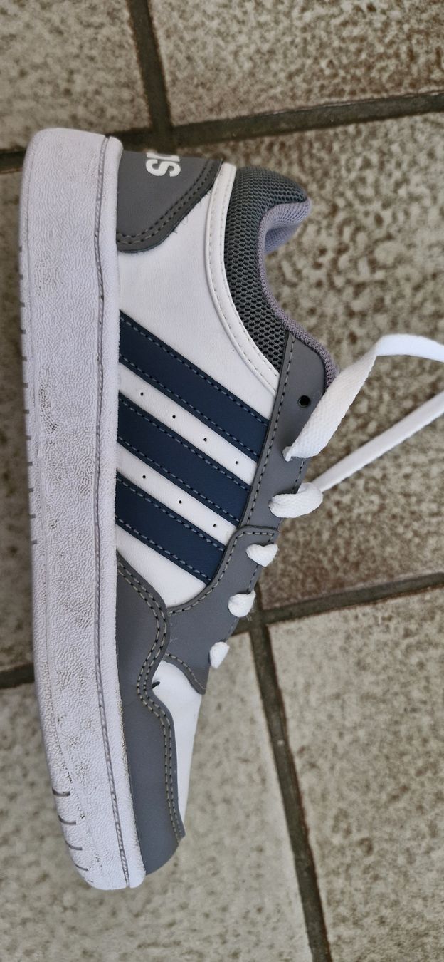 Adidas Herrenschuhe: Adidas Hoops 3.0K Schuhe Grösse 36 – Gebraucht aus Anglikon von der_dp89 2