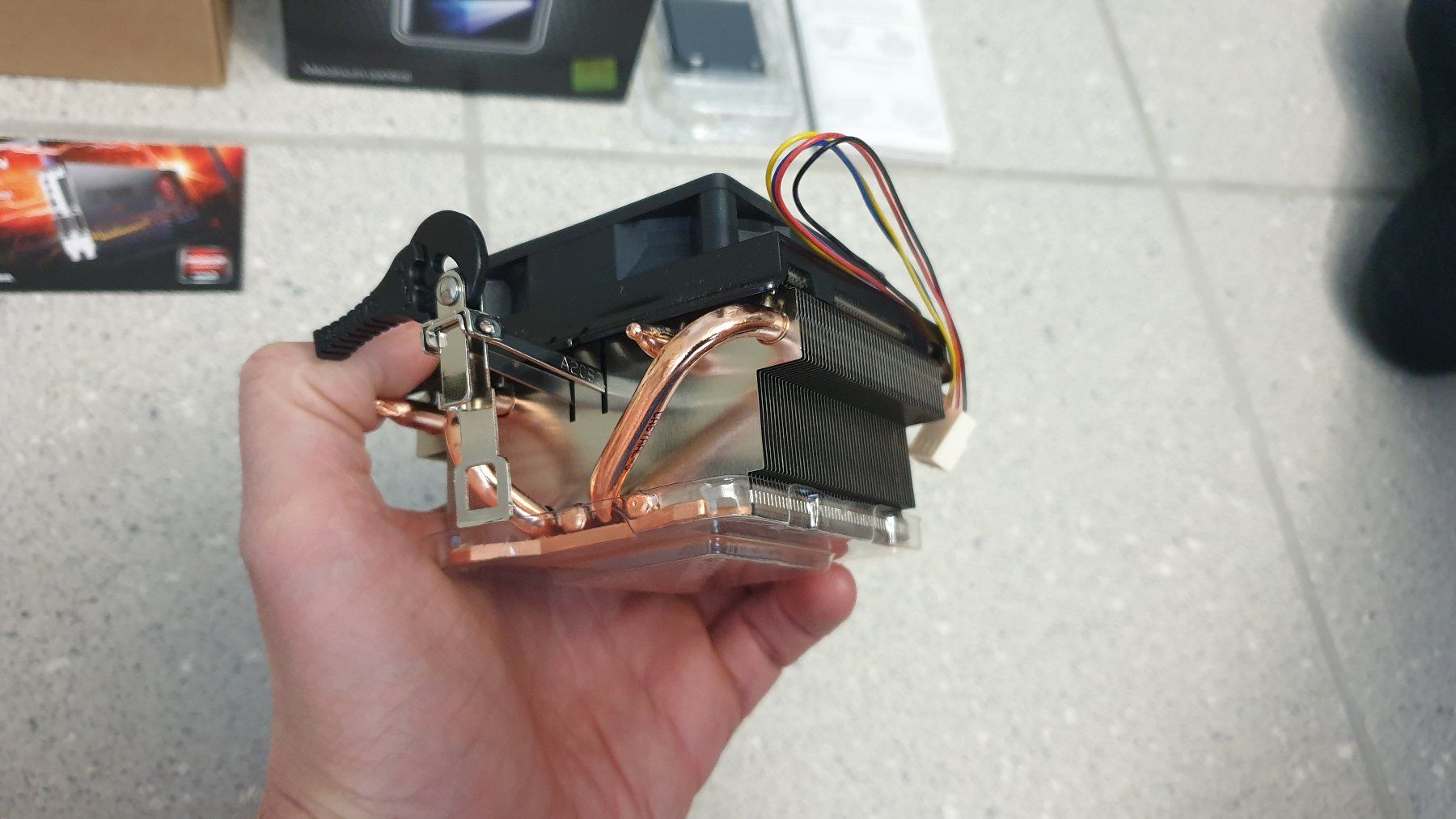 Amd Ventilateurs: AMD CPU Kühler – Neuf avec emballage d'origine à Stäfa par Supertramp73 3