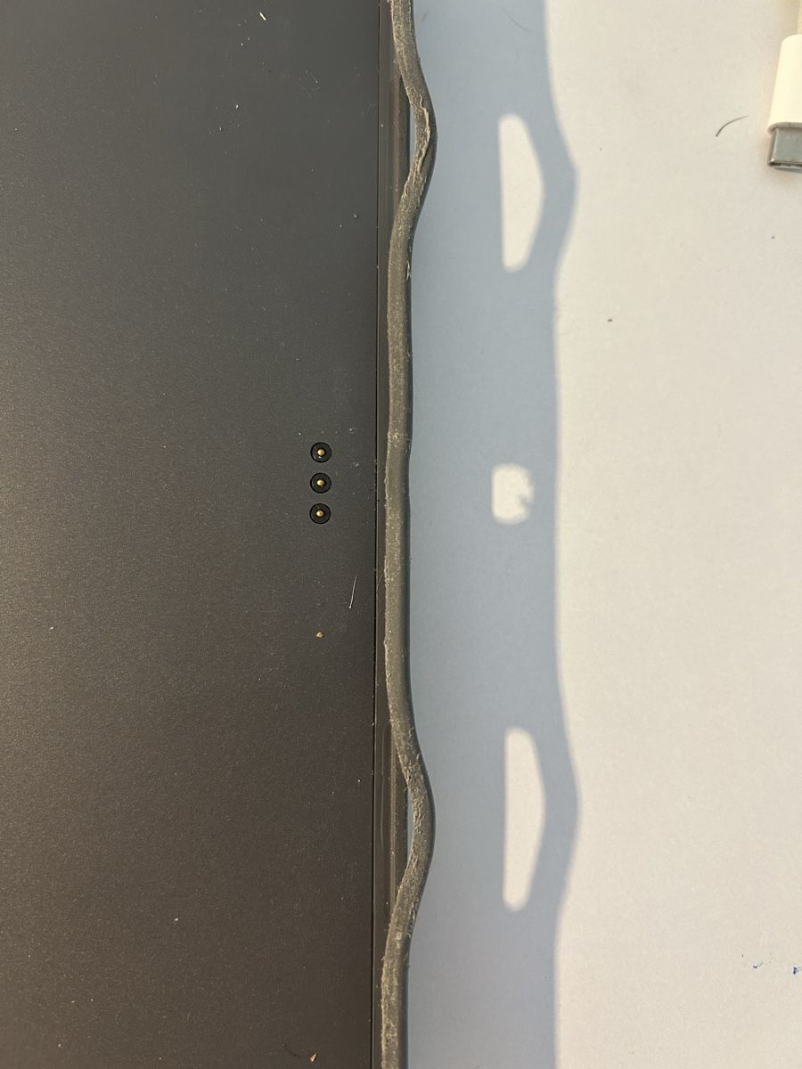 Logitech Tastaturen: Logitech Combo Touch iPad Pro 12.9 5. Gen gebraucht – Gebraucht aus Wettingen von sar_k7hg 5