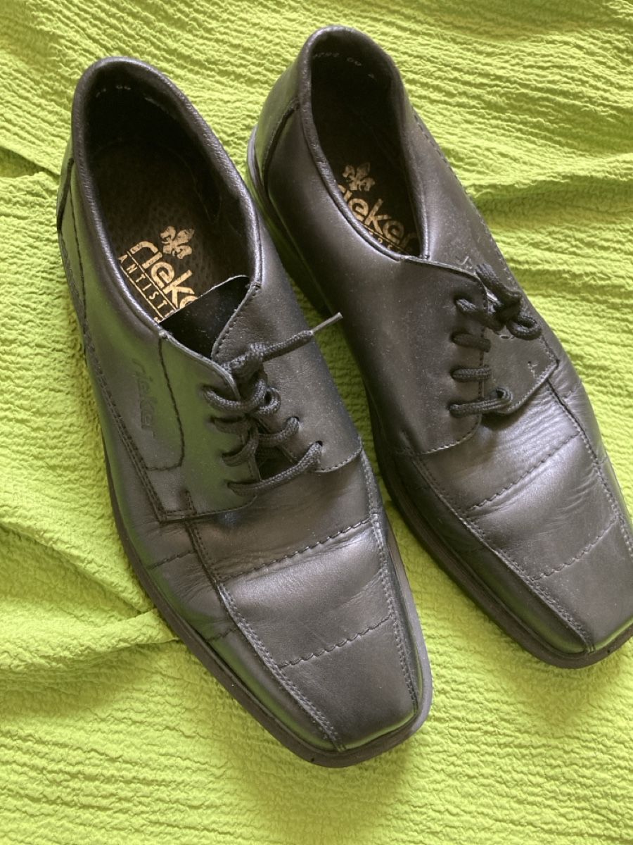 Chaussures hommes: Herrenschuhe Helvesko/ Rieker – D'occasion à Schwanden GL par bait04