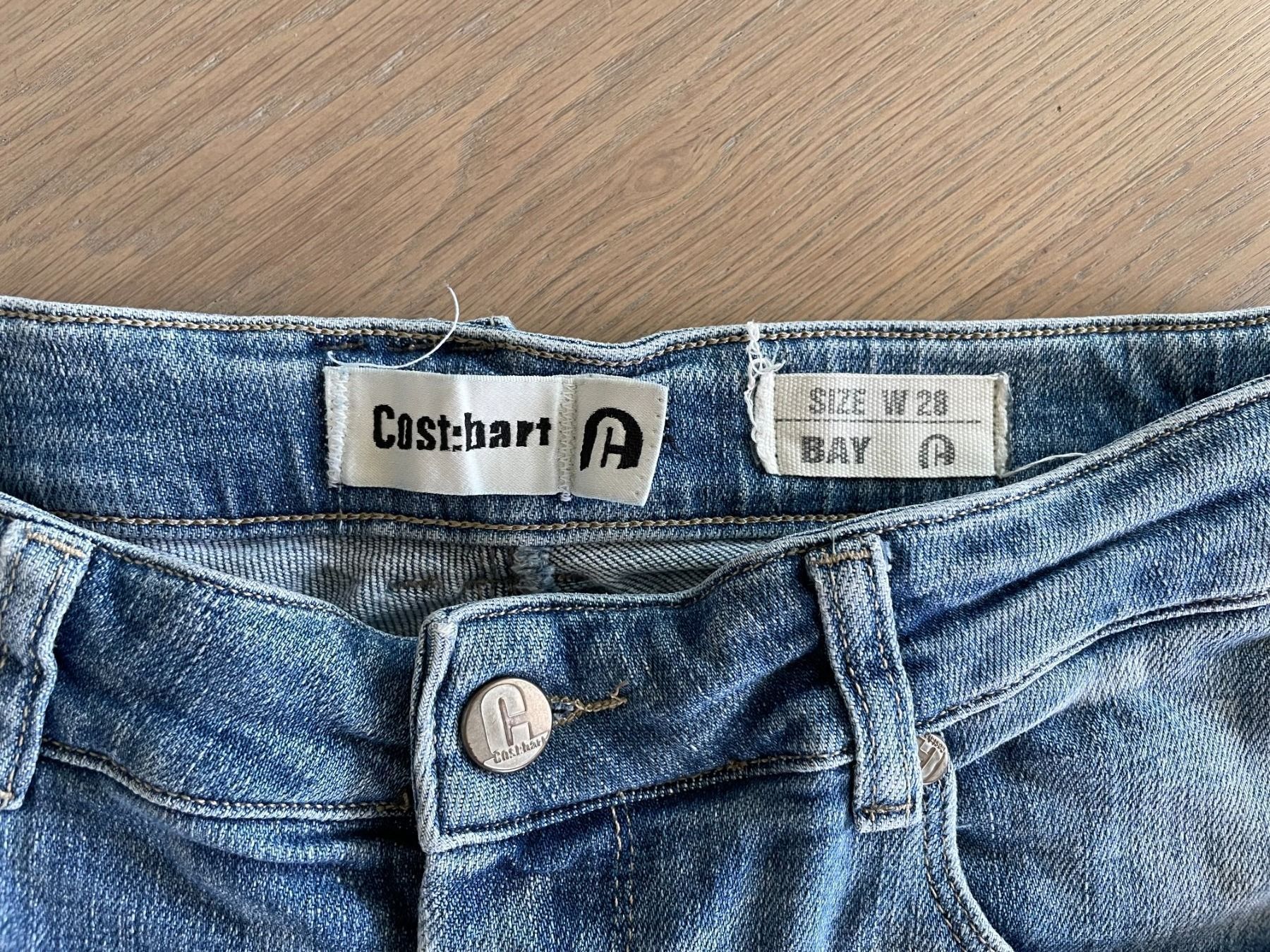 Jeans: Jeans-Shorts in Grösse 28W – Usato da Rüschlikon venduto da user999 2