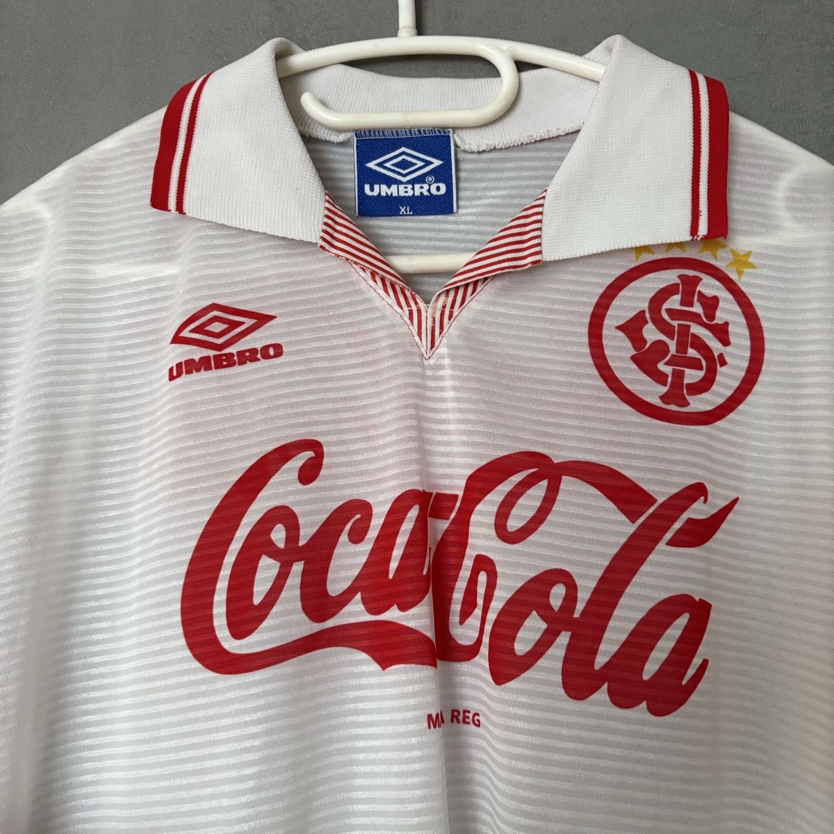 Canottiere & Pantaloni: Sc Internacional Trikot Umbro  – Usato da Winterthur venduto da LaBodega 1
