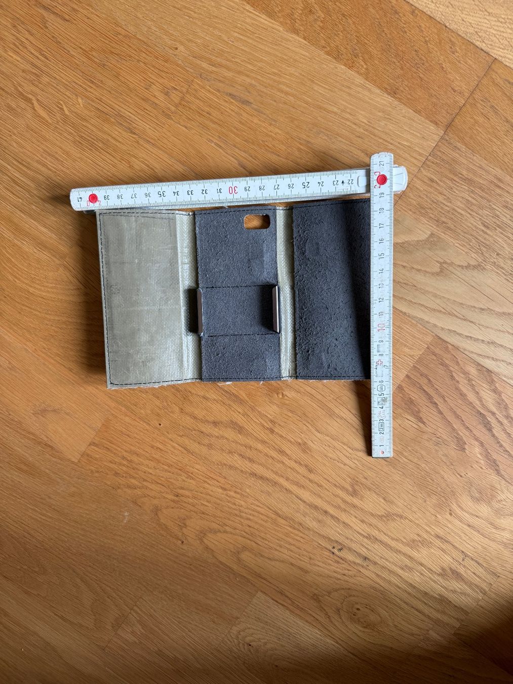Freitag Cover & Protezioni schermo: Freitag iPhone Hülle (Modell unbekannt) – Usato da Rieden AG venduto da Sappada 2