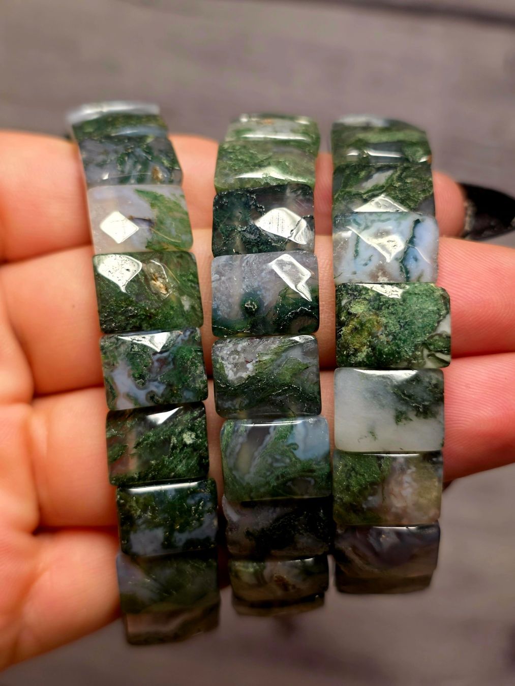 Minerali & Pietre curative: Facettiertes Moosachat Softbangle Armband – Nuovo e nell'imballaggio originale da Matzingen venduto da Shay_Crystalz
