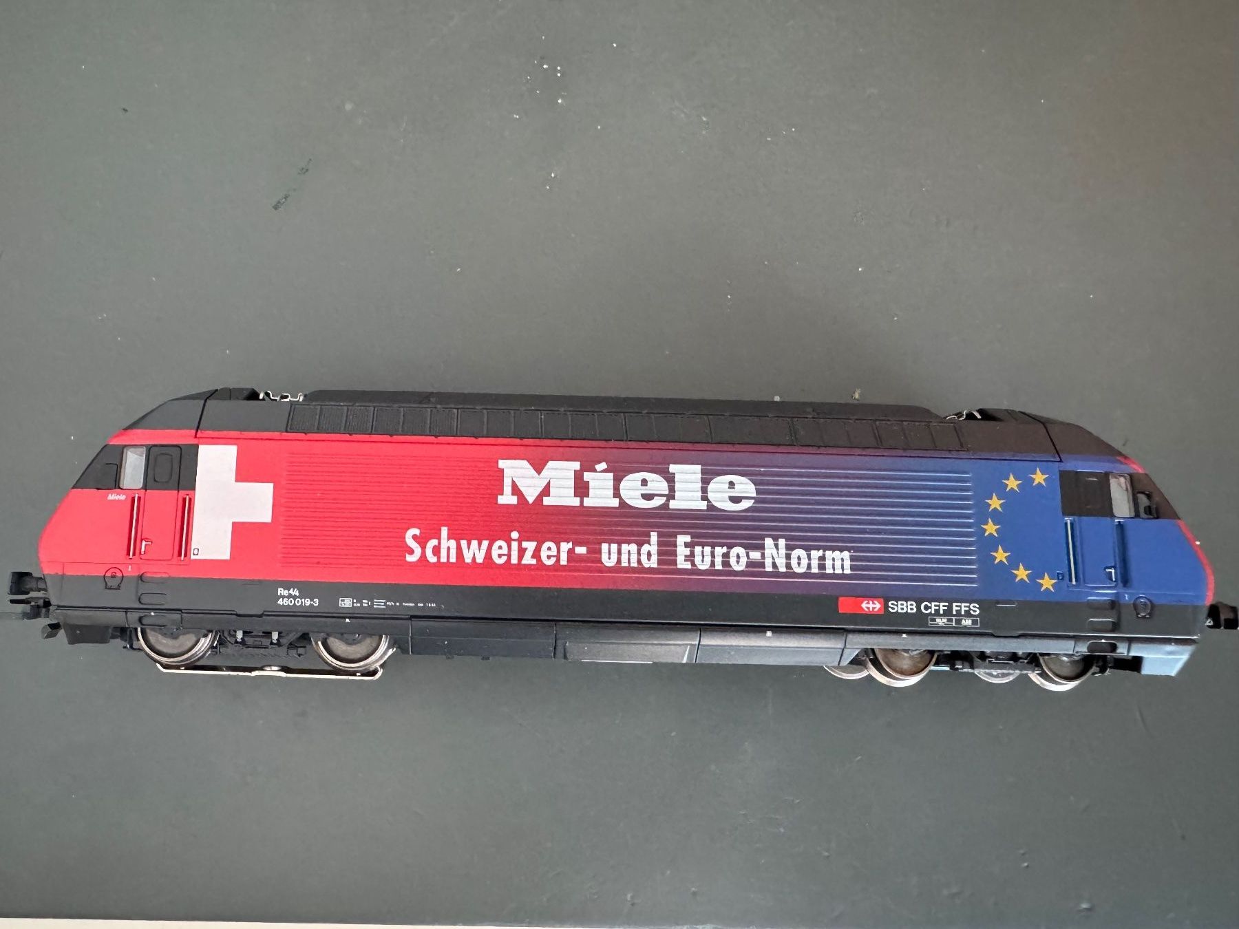 Märklin Modellini di ferrovie: Roco Re 460 Miele digital – Usato da Köniz venduto da Henebe