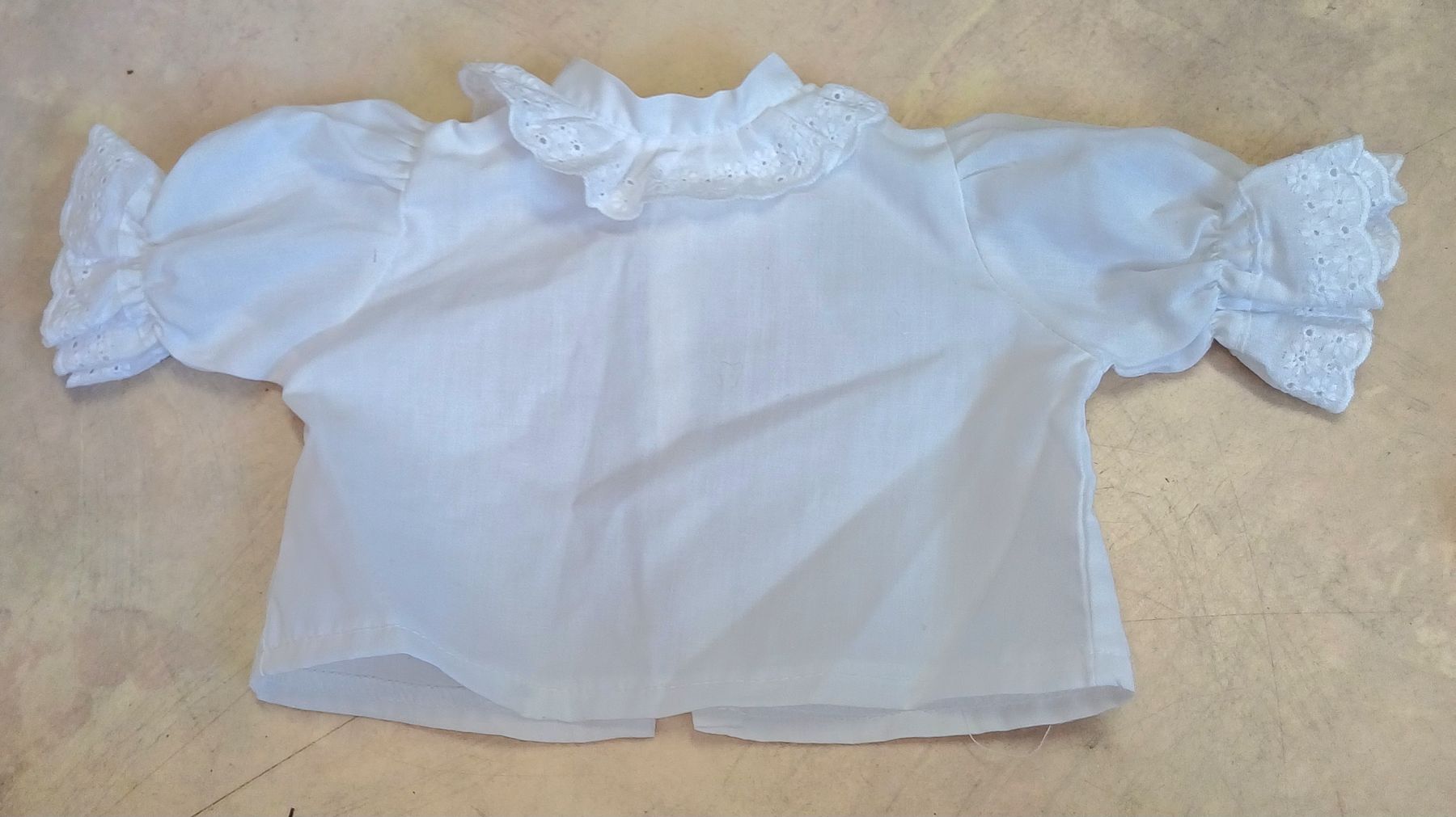 Bambole: Puppenkleid – Usato da Merenschwand venduto da Brockinell 4