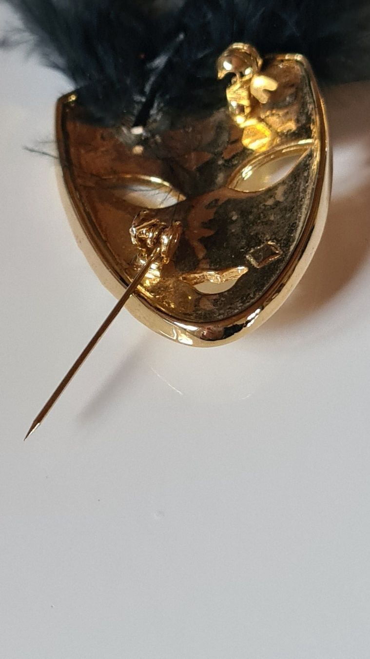 Broschen & Nadeln: Schmuck Brosche Maske mit glitzernden Steinen – Gebraucht aus Frauenfeld von Purzli 3