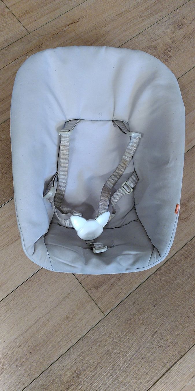 Seggioloni: Tripp Trapp Newborn Babyschale – Usato da Schwerzenbach venduto da Klavier2015