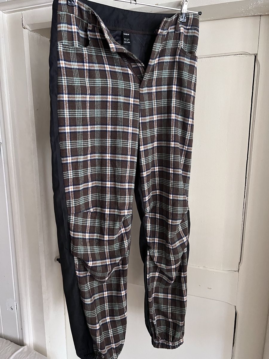 Shein Pantalons: Pantalon Shein | Taille 38 – Neuf avec emballage d'origine à Charmey (Gruyère) par ya_12