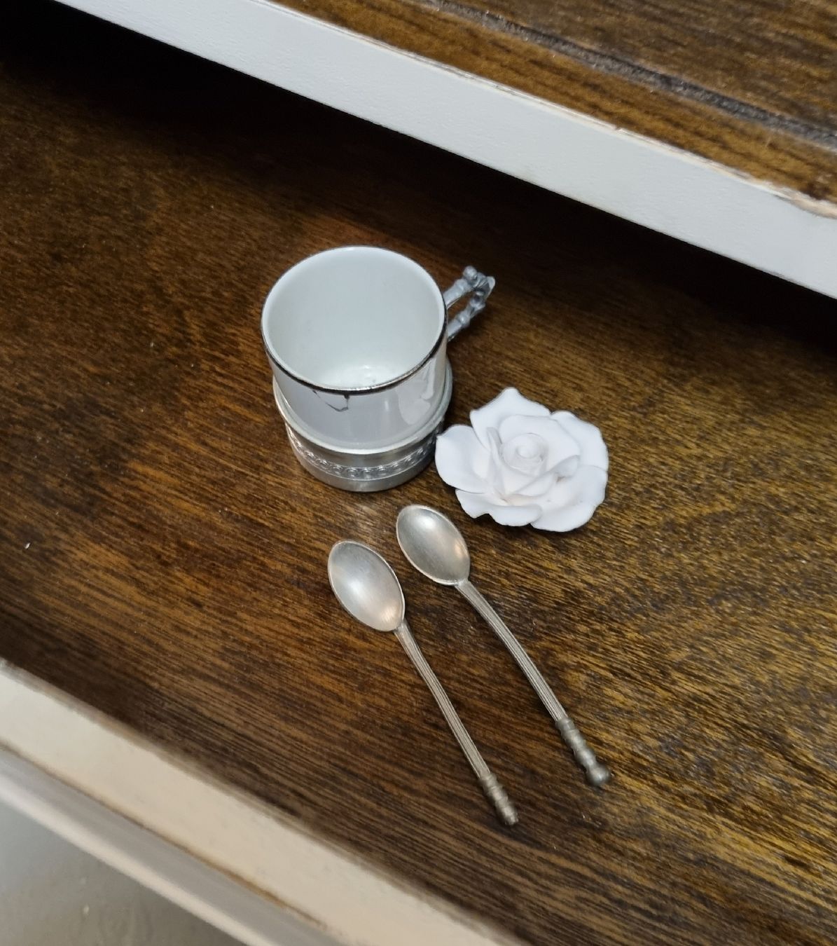 Cassettiere: Edle Tudor Kommode Schrank*Atelier-elisa – Usato da Wohlen AG venduto da Atelier-Elisa 6