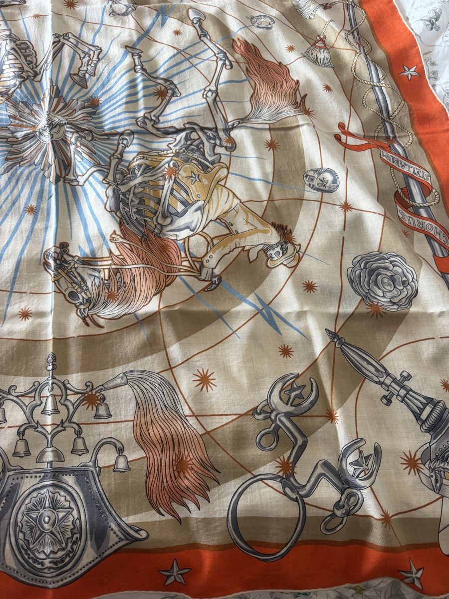 Hermès Foulard & Sciarpe: Foulard Hermes Stellar cashmire  – Nuovo (secondo la descrizione) da lausanne venduto da Boulet2001