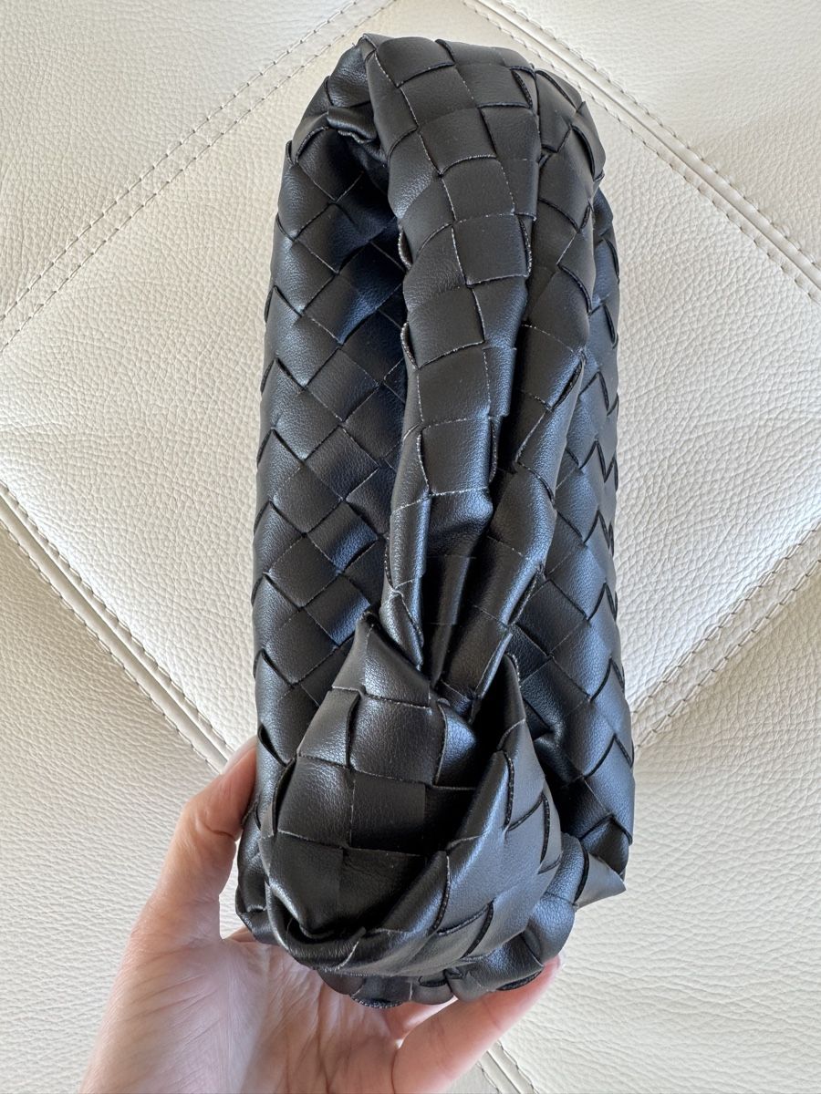 Borse da donna: Stylish Black Knot Handbag, Patent leather – Nuovo (secondo la descrizione) da Forch venduto da ele_9gsf 2