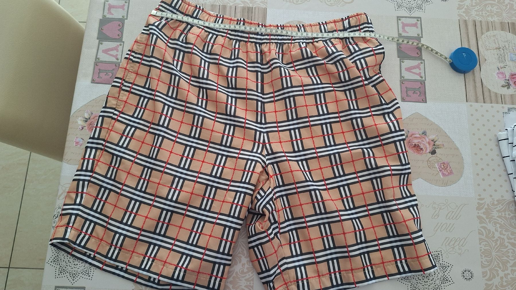 Pantaloni: shorts – Nuovo (secondo la descrizione) da Dintikon venduto da lec_89sx