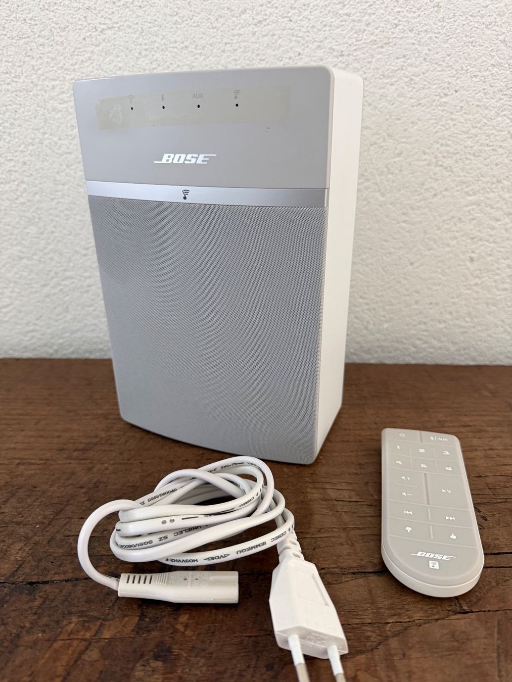 Bose Haut-parleurs: BOSE SoundTouch 10 weiss – D'occasion à Rumisberg par Sbon7