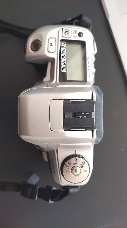Fotocamera: Minolta Dynax 505si ohne Objektiv – Usato da Volketswil venduto da dav_8rrs 1