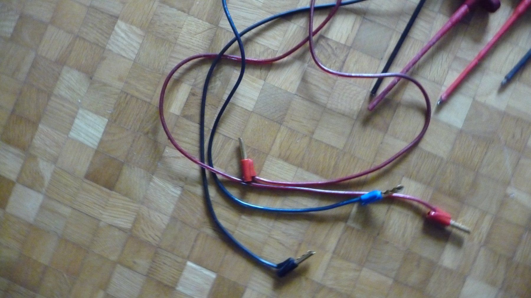Trains électriques: 4 Abgreifklemmen mit kabel – D'occasion à Rapperswil SG par 1035f 5