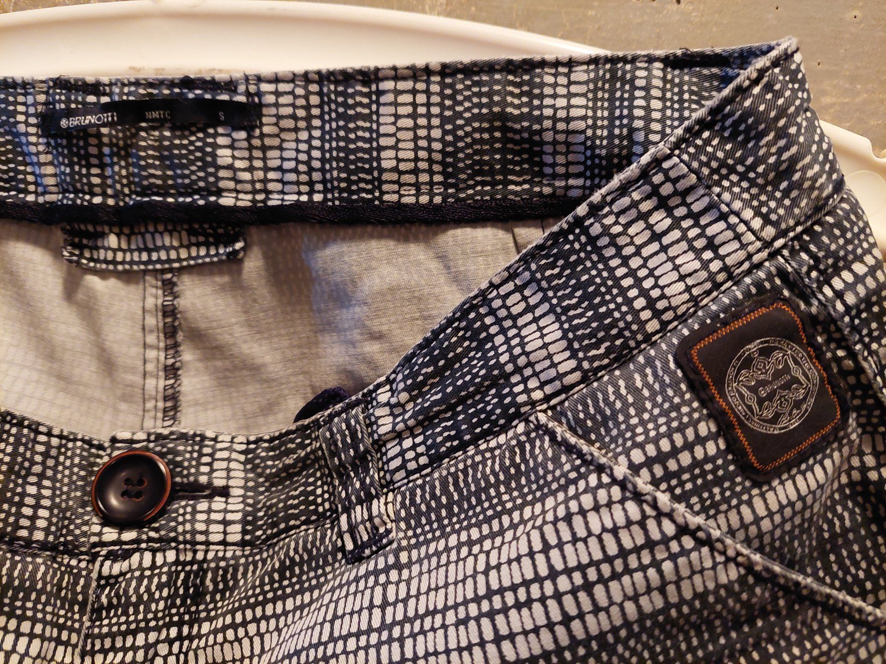 Brunotti Pantaloni: Brunotti . NMTC Shorts S – Usato da Besenbüren venduto da teluride89 2