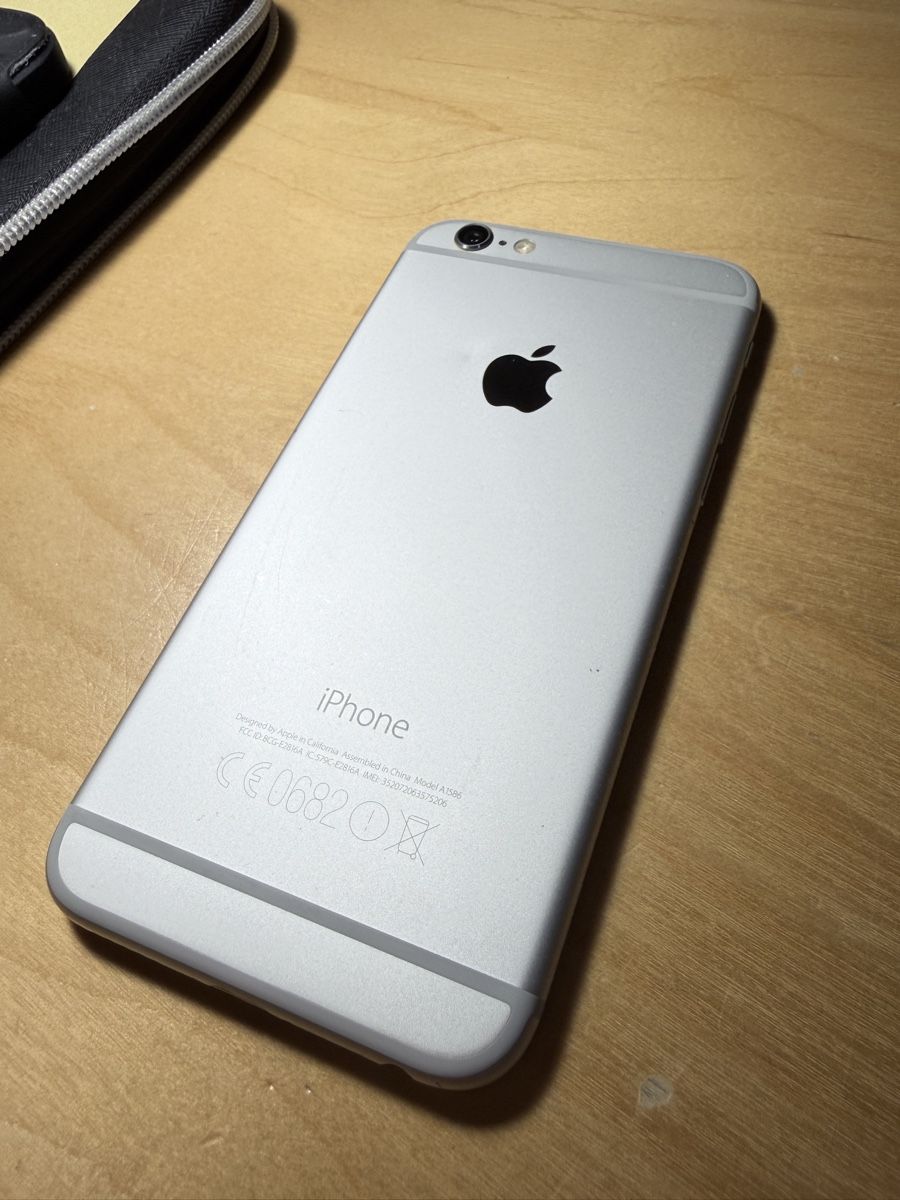 Apple Telefoni cellulari / Smartphones: iPhone 6 Silver – Difettoso da Kaltbrunn venduto da IMRLU998 1