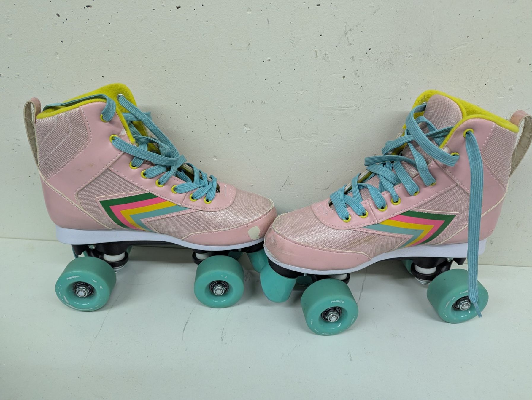 Pattini in linea & Pattini a rotelle: Rollschuhe Spectrum Grösse 37-38 – Usato da Luzern venduto da Cado12 2