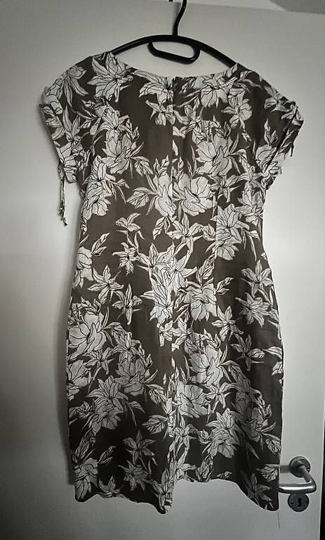 Kleider: Leinen Kleid Grösse 38 – Gebraucht aus Zürich von sca_g8jq 1
