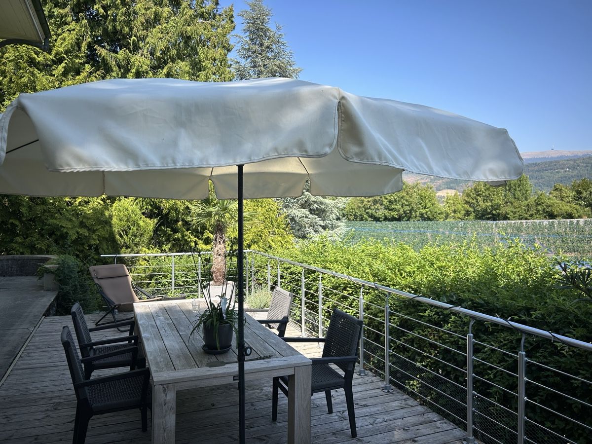 Sonnenschirme: Parasol, Creme, 2 Stūck – Gebraucht aus Erlach von chr_x7qm