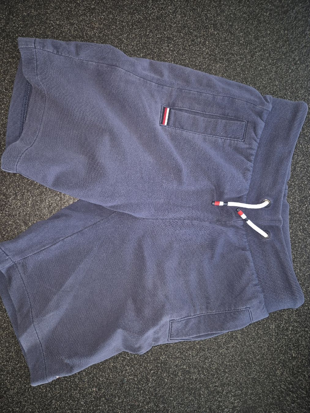 Pantaloni: 2x Gr. 128 Jungen Shorts – Usato da Altendorf venduto da caj_hry2 3