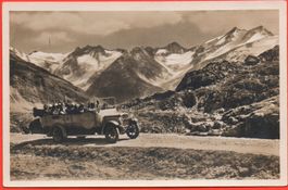 GRIMSEL-PASSHÖHE Postauto