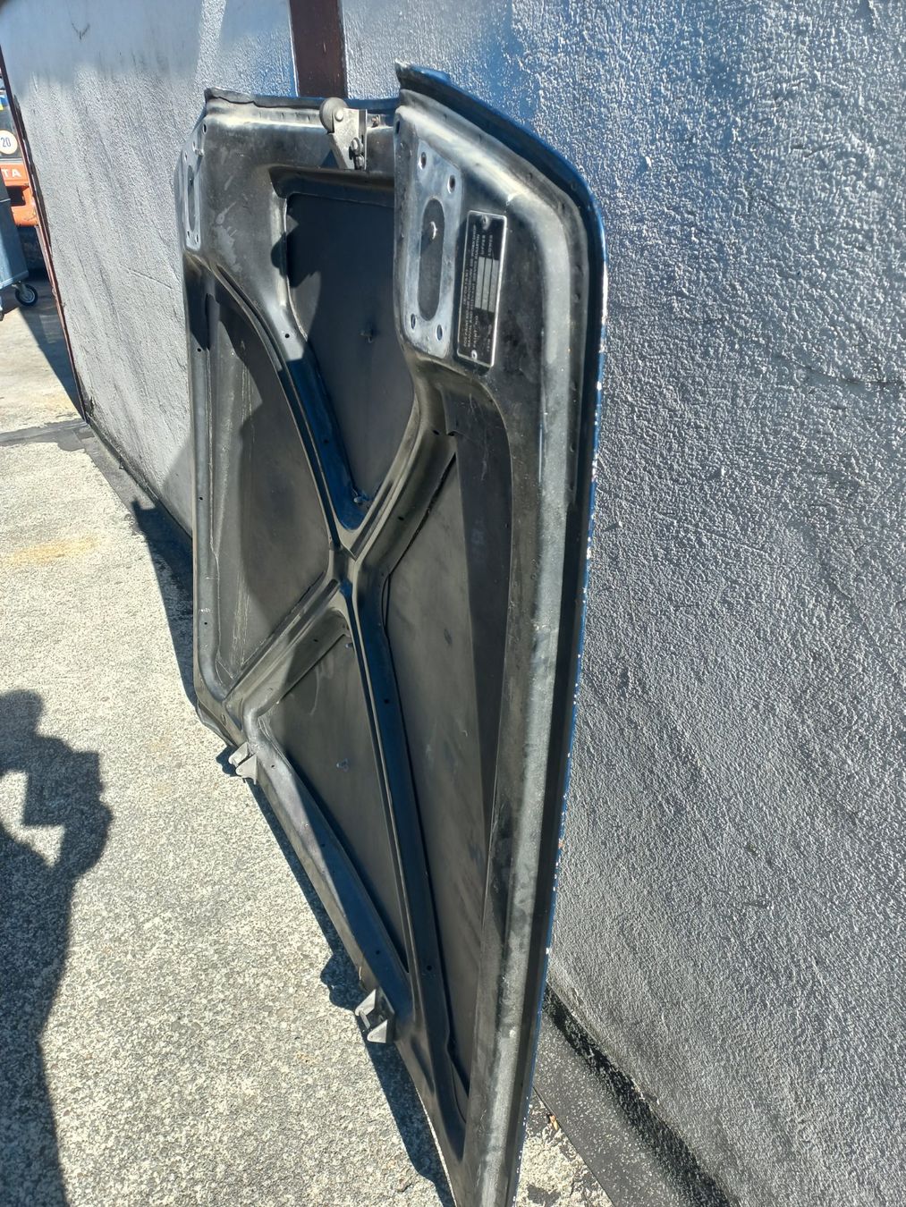 Tutti pezzi di ricambio auto: Oldtimer Rolls - Royce Silver Shadow I  Motorhaube Aluminium – Usato da Dulliken venduto da mopar030 6