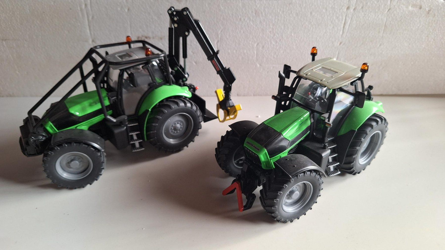 Deutz Trattori: Traktor – Nuovo (secondo la descrizione) da Birrhard venduto da Schrot70 1