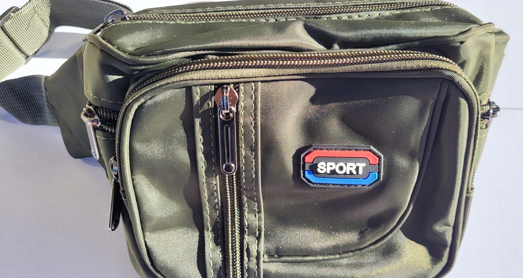 Borse: Olivgrüne Bauchtasche – Nuovo e nell'imballaggio originale da Figino venduto da MabaStore24 2
