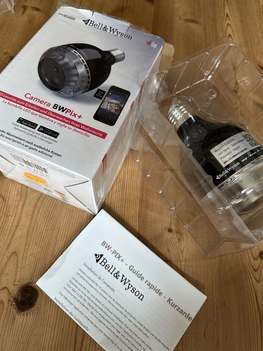 Appareil photo: IP Camera Bulb - New in Box! 💡  – Neuf (Voir description) à Seuzach par Wolf936 4