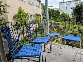 4 Metal garden chairs / Metall-Gartenstühle (Außenbereich)