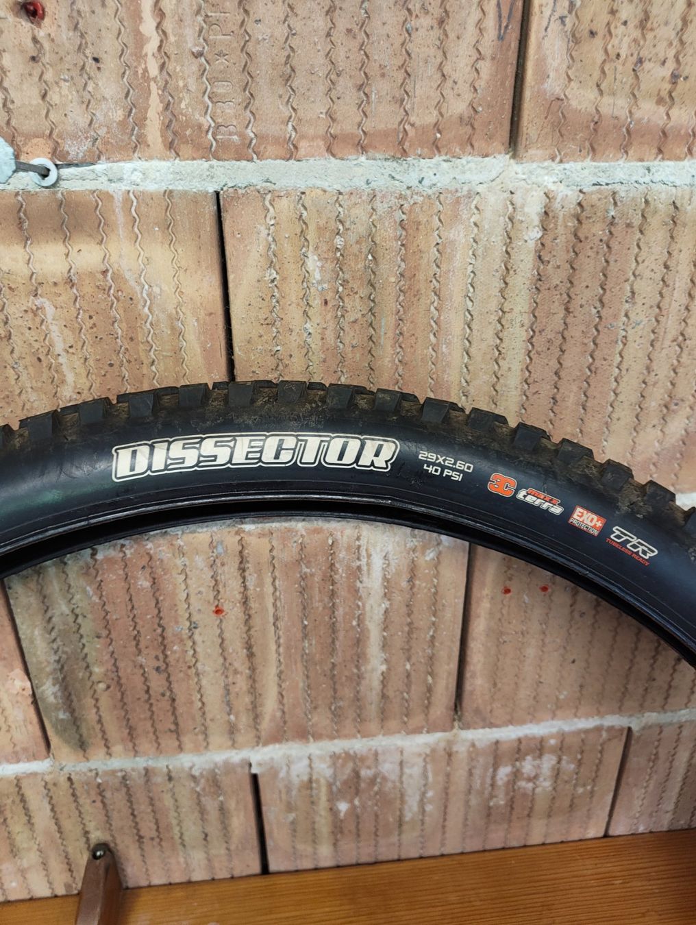 Maxxis Pneumatici & Ruote complete: Maxxis Assegai & Dissector 29" – Usato da Hinteregg venduto da RER_25 4
