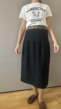 Jupe mi-longue CELINE noir T38 plissée taille haute ceinture