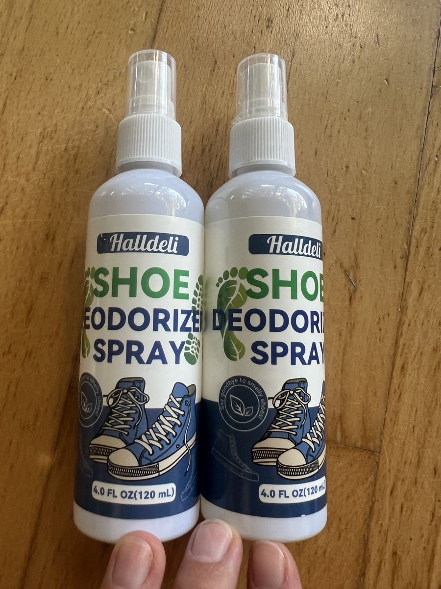 Produits d'entretien: Halldeli Shoe Deodorizer Spray 2 x 120ml ,neu – Neuf avec emballage d'origine à Wohlenschwil par SmokyAnnie 4