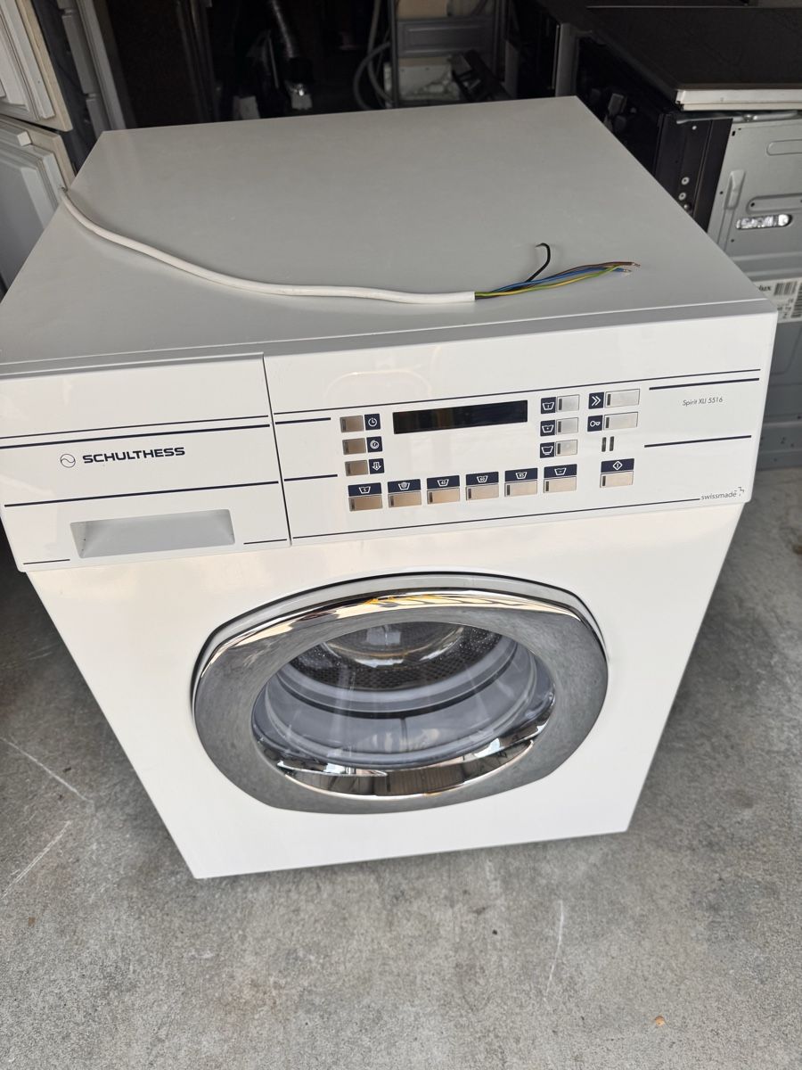 Schulthess Lavatrici: Schulthess Waschmaschine top Zustand – Usato da Horw venduto da dancav