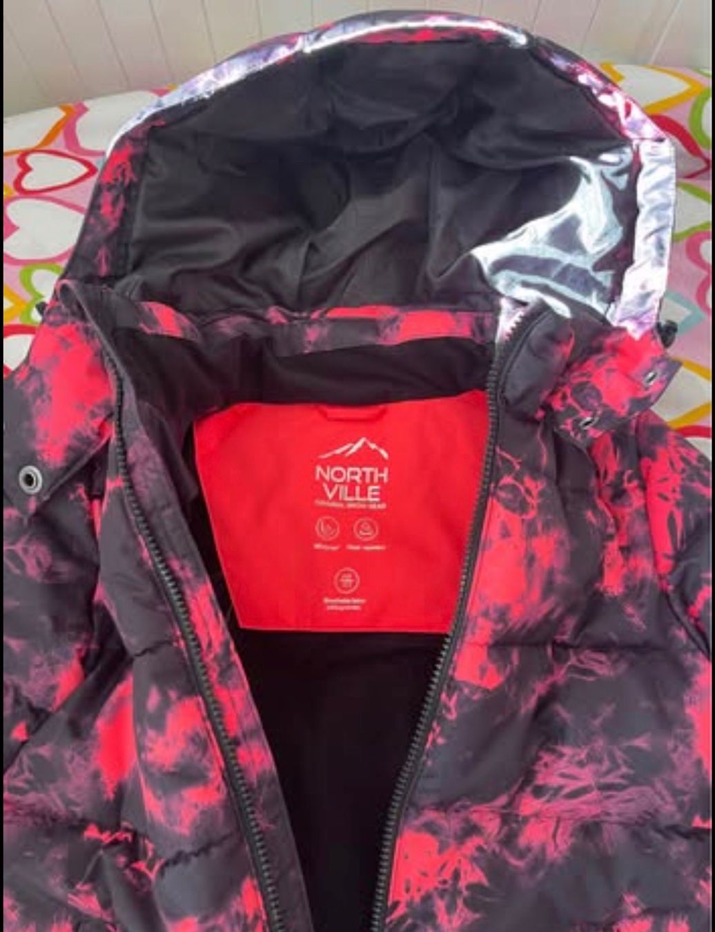 C&A Giacche & Cappotti: Kinder Skijacke mit Kapuze – Usato da Holziken venduto da GabrielaSolla