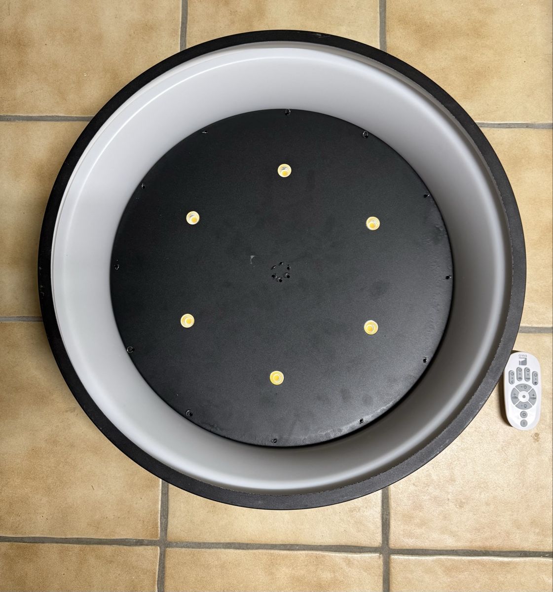 Eglo Lampadari & plafoniere: Deckenleuchte Berlona LED dimmbar – Usato da Weisslingen venduto da Jannaki 2